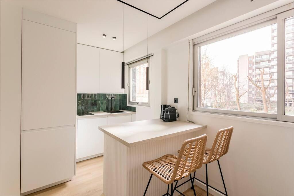 Luxurious 3 Min Walk From Eiffel Tower Apartment ปารีส ภายนอก รูปภาพ